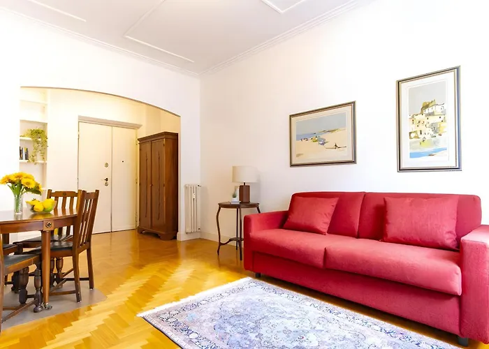 Elegantis Solinda With Private Terrace - Steps From Metro, Tram & Bus To Rome's Historic Center Rom