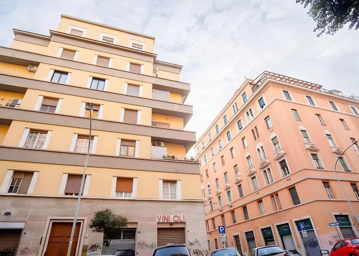 Elegantis Solinda With Private Terrace - Steps From Metro, Tram & Bus To Rome's Historic Center *