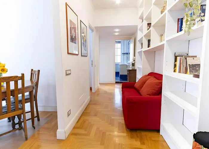Elegantis Solinda With Private Terrace - Steps From Metro, Tram & Bus To Rome's Historic Center Apartment